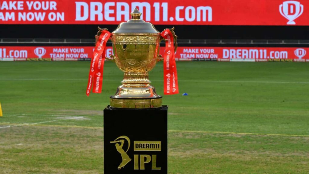 आईपीएल 2021: भारत में ही होगा दुनिया की सबसे बड़ी क्रिकेट लीग का आयोजन The countdown of IPL 2021 has started as the mini auction is going to be held in Chennai on February 18 in which players are going to