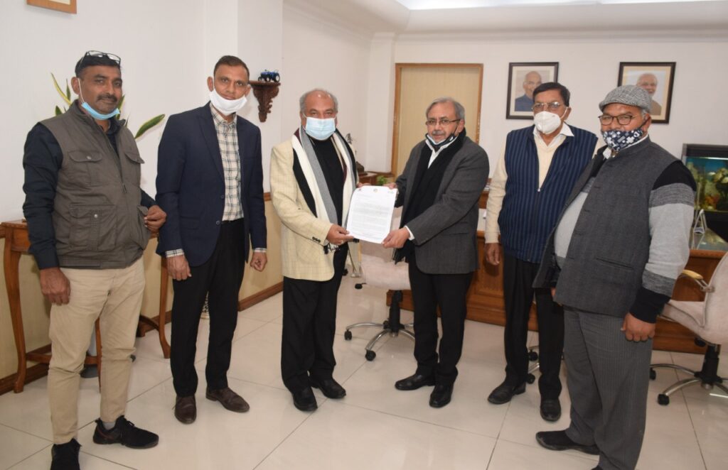 नए कानून देश के बहुसंख्यक छोटे किसानों का जीवन स्तर ऊंचा उठाएंगे- श्री नरेंद्र सिंह तोमर