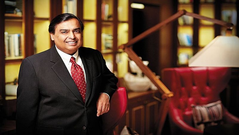 लॉकडाउन में मुकेश अंबानी ने हर घंटे कमाए 90 करोड़ रुपये, लाखों नें गवाईं अपनी नौकरी