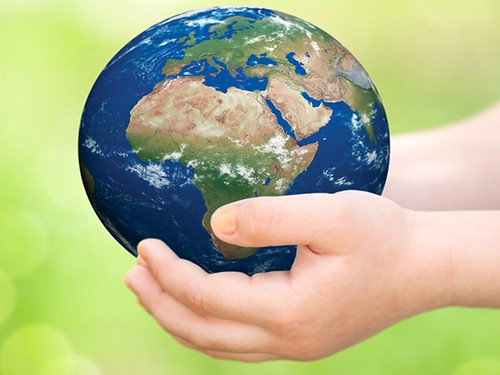 भूमि, नागरिक और राज्य In Indian philosophy of life, the earth is called mother. Ratnagrabha, Vasundhara is the nutrient of water, air, life, trees, plants are the mother