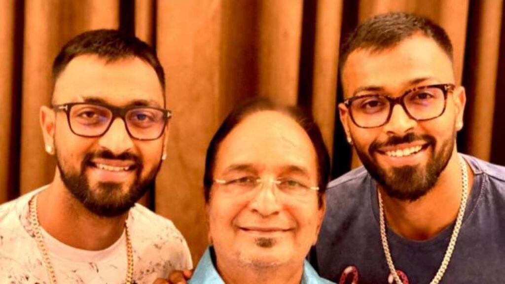भारतीय क्रिकेटर हार्दिक और क्रुणाल पंड्या के पिता का निधन Team India's star all-rounder Hardik Pandya and his elder brother Krunal Pandya's father have passed away.