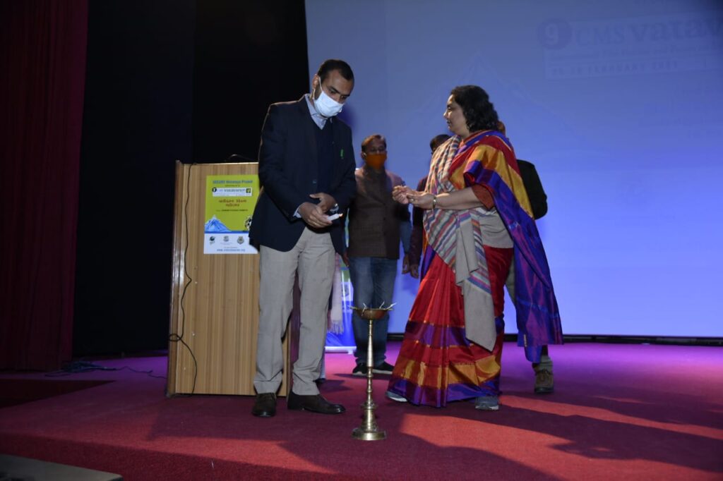 जिलाधिकारी श्री मयूर दीक्षित ने किया सिक्योर हिमालय परियोजना के तत्ववाधान में आयोजित दो दिवसीय फिल्म महोत्सव का शुभारम्भ The two-day film festival organized under the aegis of Secure Himalayas project was inaugurated by the District Magistrate