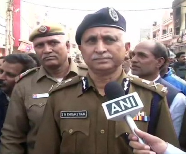 पुलिस पर हमला किया गया था तो किसी ने सवाल नहीं उठाया अब बैरिकेडिंग पर सवाल क्यों- दिल्ली पुलिस कमिश्नर