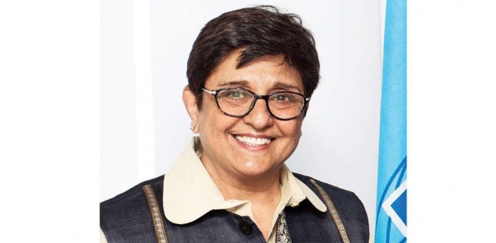 मैं उन सभी को धन्यवाद देती हूं, जिन्होंने मेरे साथ मिलकर काम किया- किरन बेदी Kiran Bedi, Deputy Governor of the Union Territory of Puducherry, has been removed from her post for the last nearly five years. Kiran Bedi has tweeted a letter of thanks this morning after being removed from the post of Lt. Governor of Puducherry.