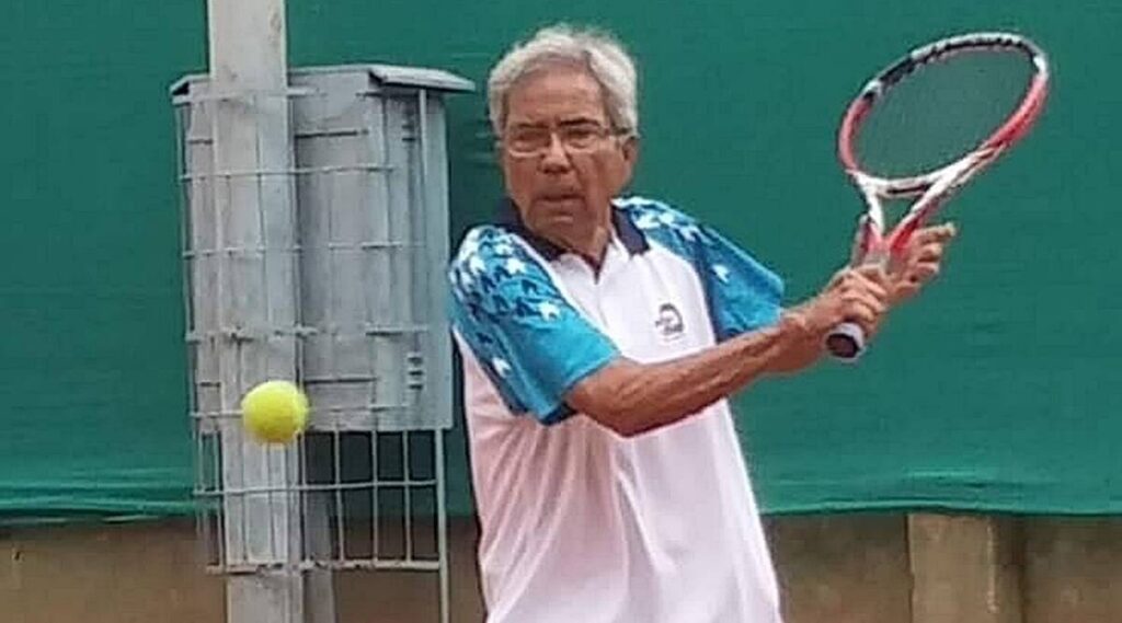 लिएंडर पेस और सानिया मिर्जा के कोच और पूर्व खिलाड़ी अख्तर अली का निधन The coach and former player Akhtar Ali, who gave Indian tennis stars like Leander Paes and Sania Mirza, died on Sunday. He was also instrumental in
