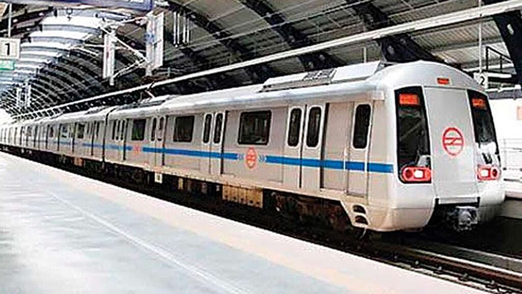 Most of the time people living in Delhi either use personal vehicles to go somewhere or the Delhi Metro. In such a situation, any news related to Delhi Metro is important for millions.