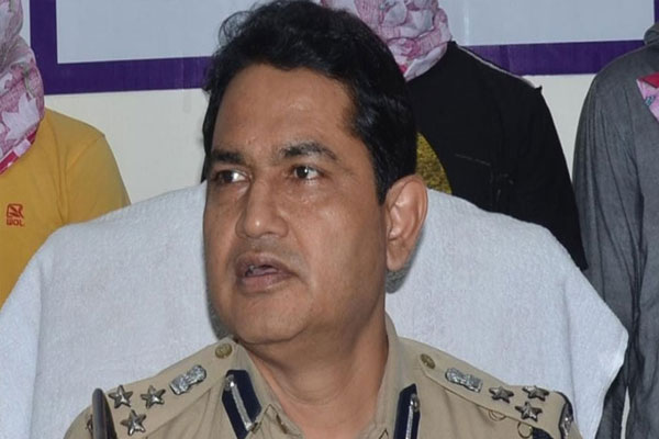 टीएमसी में शामिल हुए IPS हुमायूं कबीर, बीजेपी के तीन कार्यकर्ताओं को किया था गिरफ्तार