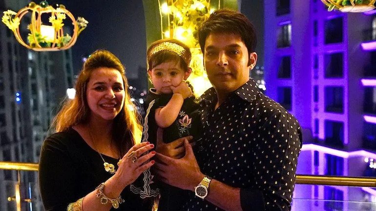 कपिल शर्मा दूसरी बार बने पापा, सोशल मीडिया पर दी जानकारी Comedian Kapil Sharma has become the father for the second time today. Today i.e. on 1st February, his son is born at home. He has given this