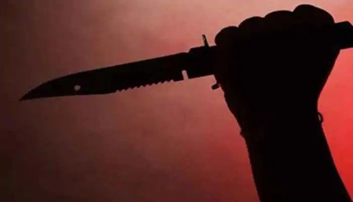 हैरान करने देने वाली वारदात: अल्लाह को खुश करने के लिए मां ने अपने ही बेटे को उतारा मौत के घाट A shocking incident has emerged from Palakkad in Kerala. Here, a 30-year-old woman allegedly strangled her six-year-old son to 'please Allah'.