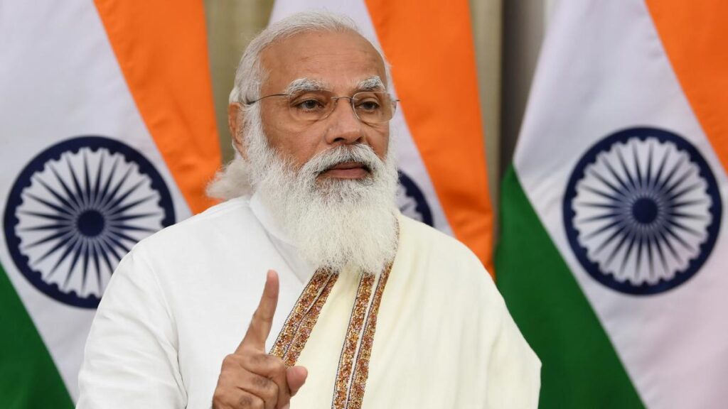 पीएम मोदी ने चौरी चौरा पर जारी किया डाक टिकट, बोले-चौरी-चौरा के बलिदानियों और वीर शहीदों के चरणों में प्रणाम करता हूं PM Modi joined the Chauri Chaura festival through video conferencing and PM Narendra Modi released a stamp on Chauri Chaura.