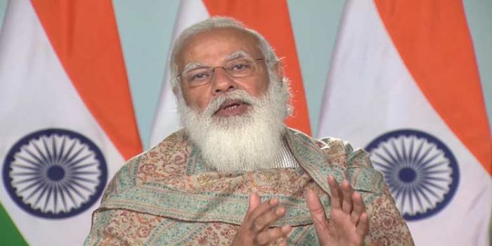 प्रधानमंत्री नरेंद्र मोदी ने गुलमर्ग खेलो इंडिया विंटर गेम्स का किया शुभारंभ, खिलाड़ियों का बढ़ाया उत्साह Prime Minister Narendra Modi on Friday inaugurated the Khelo India Winter Games in Gulmarg, Kashmir in a virtual mode. More than 1200 players from different states are participating in it.