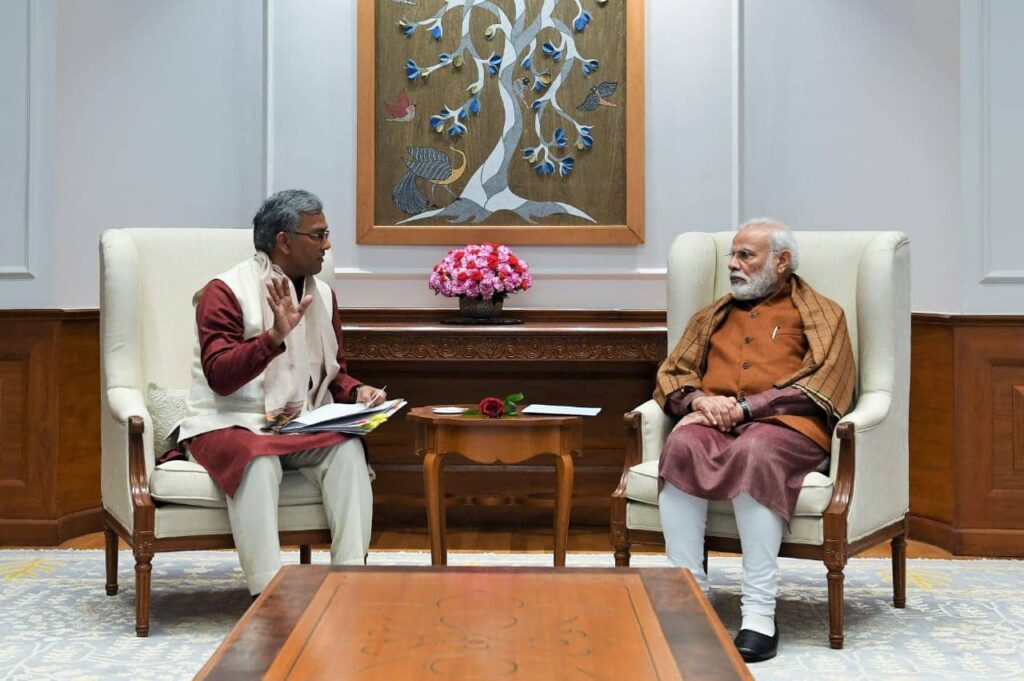 मुख्यमंत्री श्री त्रिवेन्द्र सिंह रावत ने नई दिल्ली में प्रधानमंत्री श्री नरेन्द्र मोदी से की शिष्टाचार भेंट Chief Minister Shri Trivendra Singh Rawat paid a courtesy call on Prime Minister Shri Narendra Modi in New Delhi on Tuesday. Chief Minister recently lost the loss of life due to