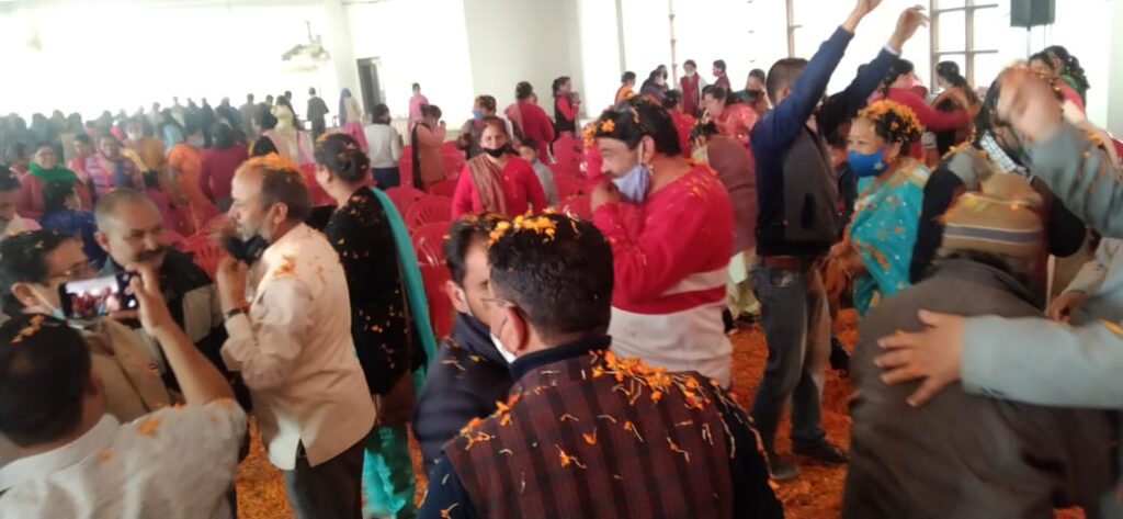 देव प्रयाग कीर्तिनगर जन कल्याण समिति होली मिलन में सांस्कृतिक कार्यक्रमों की धूम रही