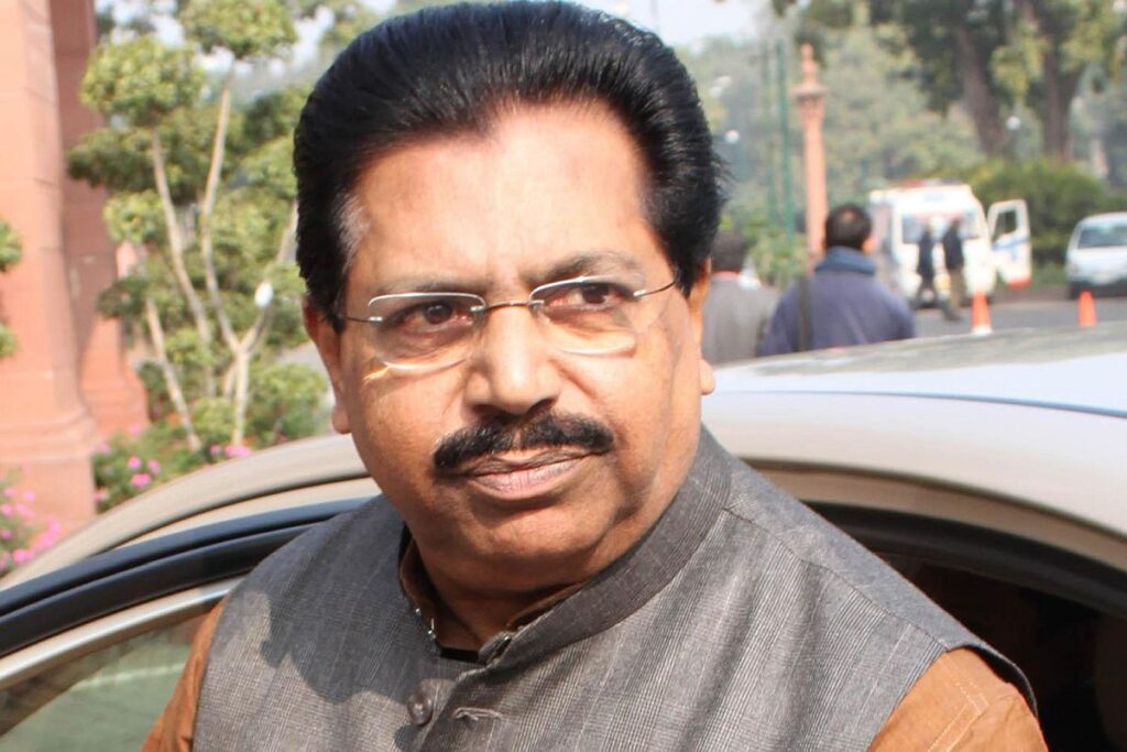 The election trumpet has been played in Kerala. All political parties are engaged in campaigning. In such a situation, there has been a rift in the Congress party. Senior Congress leader PC Chacko has resigned from the party. Chacko has taken this step, angry over factionalism in the party.