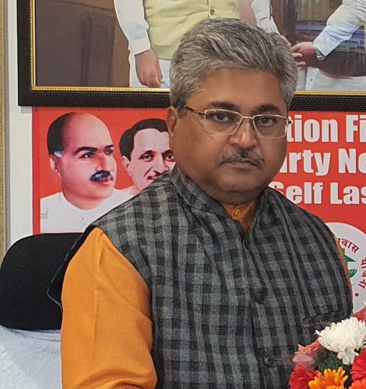 गैरसैण में विकास से होगा पूरे प्रदेश को लाभ : गौतम BJP National General Secretary and State in-charge of Uttarakhand, Mr. Dushyant Kumar Gautam said that development is a continuous process and the way the development activities are being operationalized by making summer capital in Garrison of Uttarakhand will definitely benefit the mountainous region.
