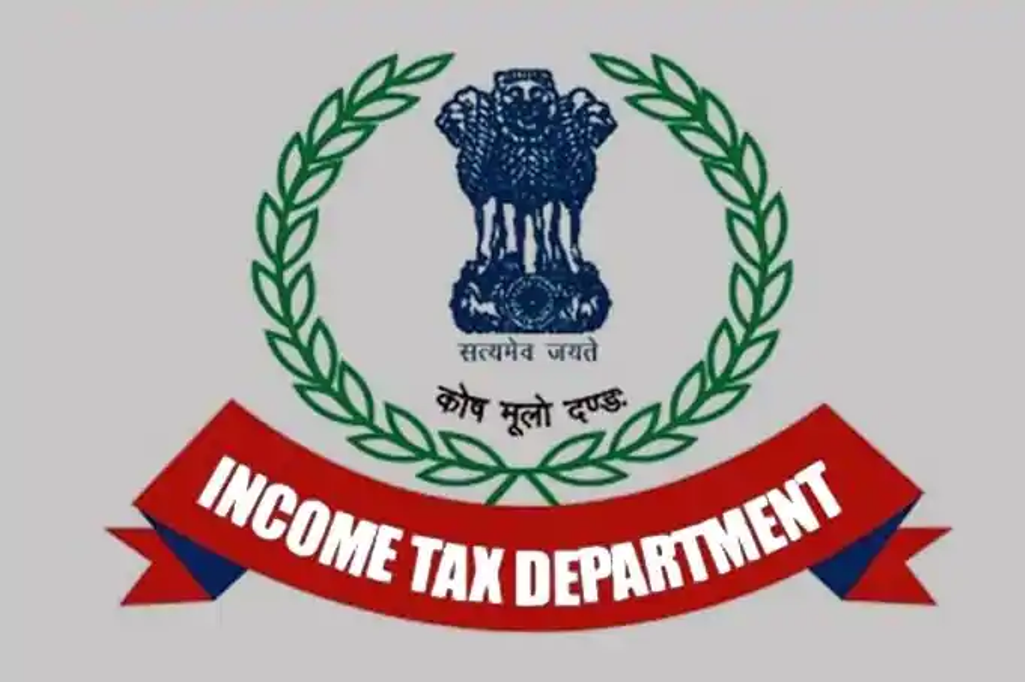 आयकर विभाग ने हरियाणा में छापे मारे The Income Tax Department conducted raids in Haryana, the Income Tax Department conducted raids on 17.03.2021 in places belonging to a group involved in real estate, housing, hospitality and retail liquor business. The raids were carried out at 12 different locations located in Samalkha, Gurugram, Rohtak and Panchkula.