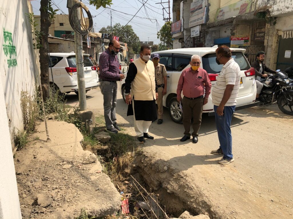 Ganesh Joshi, Minister of Military Welfare, Industrial Development, MSME and Khadi Village Industries of the state inspected the road