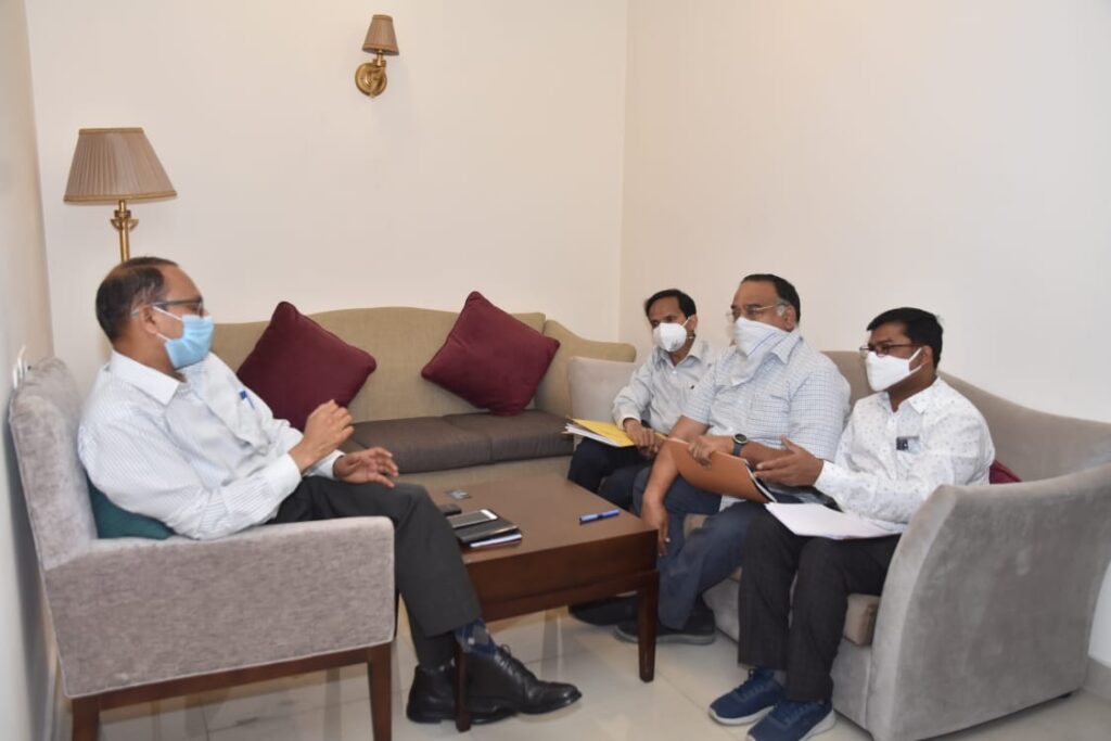 आयुक्त गढ़वाल मण्डल ने हरिद्वार में आन्तरिक मार्गों के सम्बन्ध में की समीक्षा बैठक
