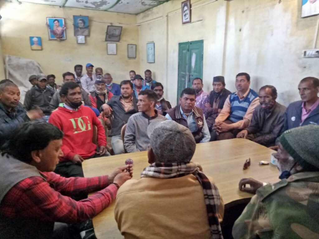 मजदूर संघ की मसूरी भोटिया मार्किट स्थित कार्यालय में संघ का वार्षिक सम्मेलन सम्पन्न हुआ Monday's annual conference of the Mussoorie Mazdoor Union concluded peacefully under the chairmanship of Sampat Lal, in which a