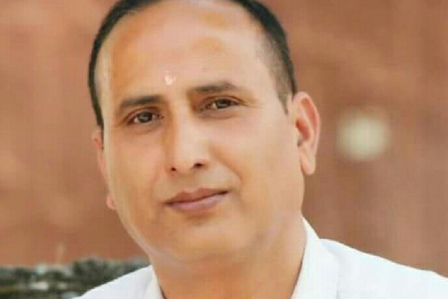 भाजपा का चाल चरित्र और चेहरा बेनकाब The Bharatiya Janata Party was given a massive majority by giving 57 MLAs. In which Shri Trivendra Singh Rawat became Chief Minister, BJP's slogan was