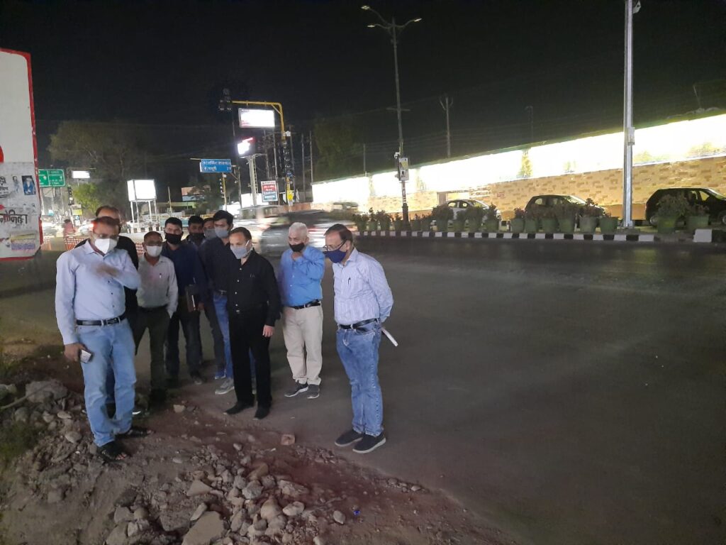 देहरादून स्मार्ट सिटी के मुख्य कार्यकारी अधिकारी ने किया स्मार्ट रोड परियोजनाओं का स्थलिय निरीक्षण