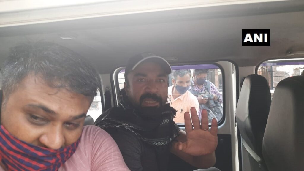 एक्टर एजाज खान को हुआ कोरोना, अब NCB अफसरों पर भी खतरा- होगा टेस्ट Bollywood actor and former Bigg Boss contestant Ejaz Khan has now become a victim of Corona infection after his arrest