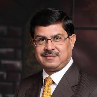 उत्तर प्रदेश राजस्व परिषद के अध्यक्ष दीपक त्रिवेदी का कोरोना से निधन UP Senior IAS Deepak Trivedi died on Thursday from Corona. He was admitted to Sanjay Gandhi PGI, Lucknow. Chief Minister Yogi Adityanath
