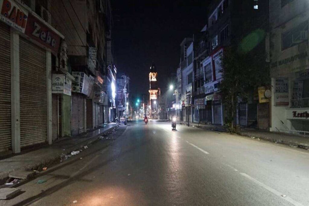 Night curfew has also been imposed in the country's capital Delhi. As per the order issued by the Kejriwal government, the night curfew