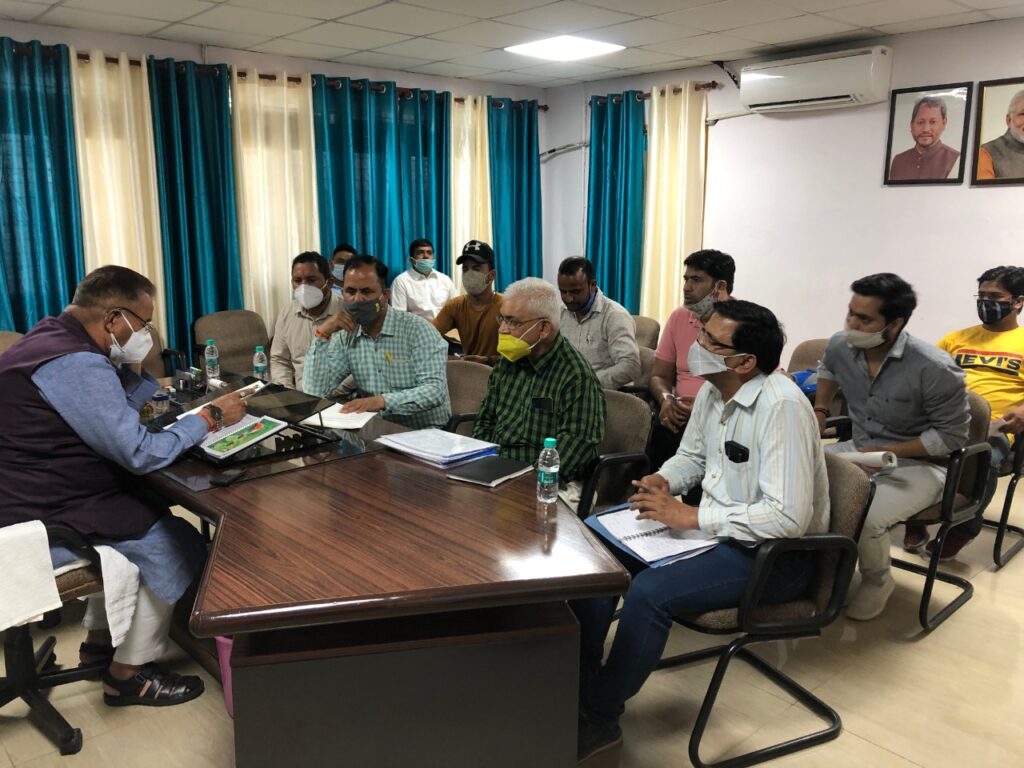 On Monday, the Minister of Military Welfare, Industrial Development, MSME and Khadi Village Industries, Ganesh Joshi, held a meeting
