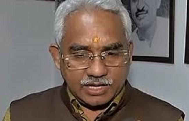 सल्ट में भाजपा के पक्ष में उत्साह: कौशिक BJP State President Mr. Madan Kaushik said that there has been an encouraging atmosphere in favor of the Bharatiya Janata Party at all the booths of the Salt Assembly. The voters voted in favor of the BJP, their favorite leader late.