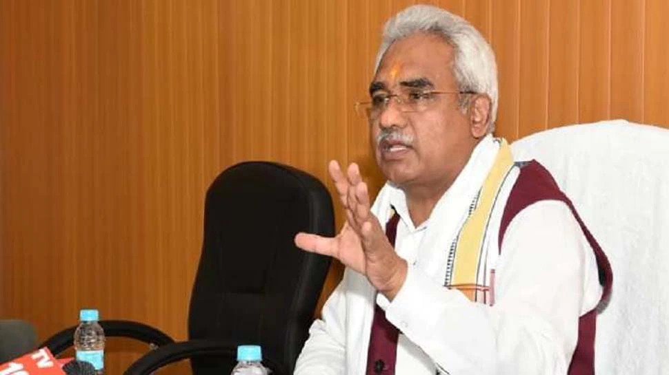 कांग्रेस की कोख से हुआ दलित अपमान बर्दाश्त नहीं: किसने कहा और क्यों BJP state president Mr. Madan Kaushik said that the way Dalits are being humiliated in West Bengal on the instigation of Mamata Banerjee