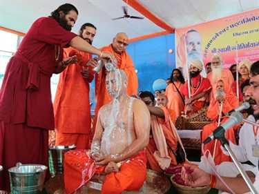 कोरोना संक्रमित महामंडलेश्वर की अस्पताल में हुई मौत
