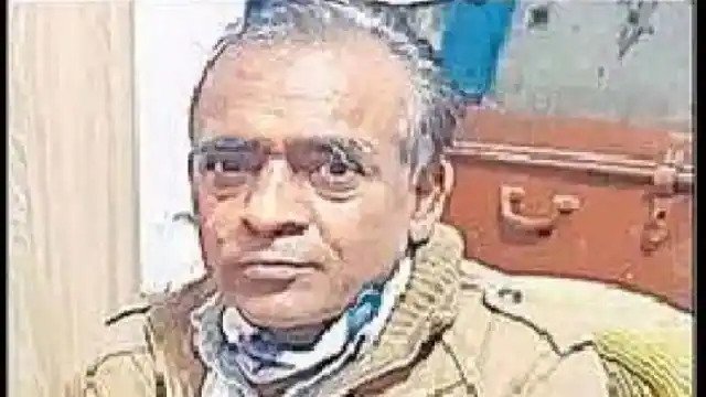 कोविड की चपेट में आए पूर्व रॉ एजेंट मनोज रंजन दीक्षित का निधन Former RAW detective Manoj Ranjan died today. Please tell that the former detective died due to not getting treatment at the right time.