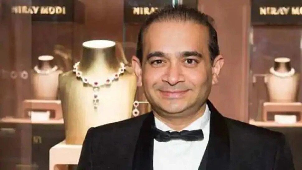 ब्रिटेन के गृह मंत्रालय ने भगोड़े कारोबारी नीरव मोदी को दी प्रत्यर्पण की मंजूरी The path has been cleared for fugitive businessman Nirav Modi to come to India. The UK Home Ministry has approved the extradition