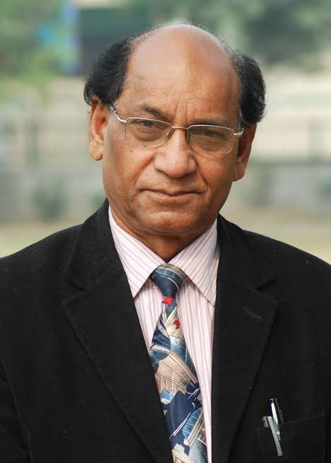 कोरोना संक्रमित कवि कुंवर बेचैन जी का निधन.. The famous poet Kunwar Bechain Singh has passed away. He had become corona infected. Apart from him, wife Santosh Kunwar