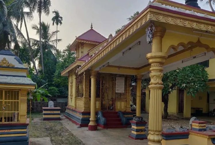 मंगलूरू: तीन मुस्लिम दोस्तों ने मंदिर के दानपात्र में डालीं आपत्तिजनक चीजें, एक की हुई मौत तो दो ने मांगी माफी