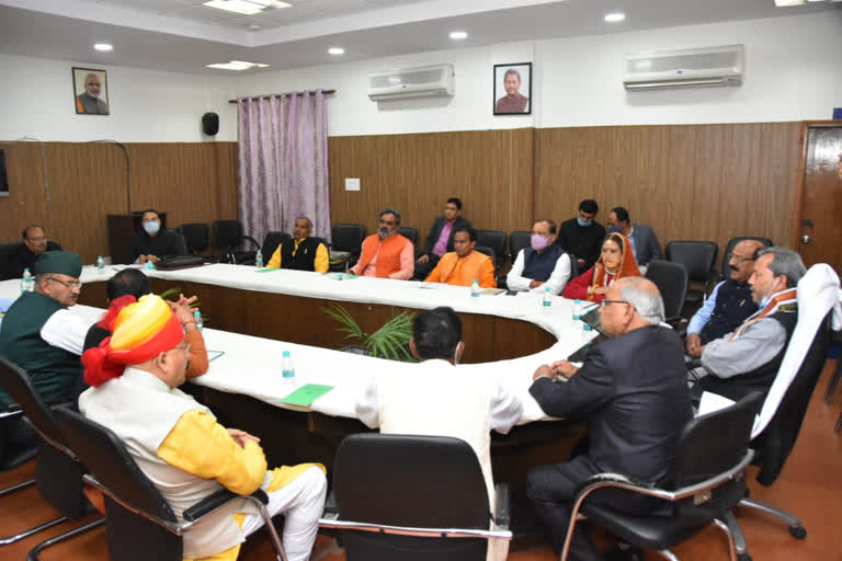उत्तराखंड मन्त्रिमण्डल की बैठक में लिए गए महत्वपुर्ण निर्णय Decisions taken in the meeting of the cabinetFor the prevention of Kovid infection in the state, all people in the age group