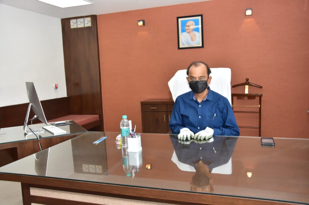 नवनियुक्त रेरा अध्यक्ष श्री ए.पी. श्रीवास्तव ने ग्रहण किया पदभार