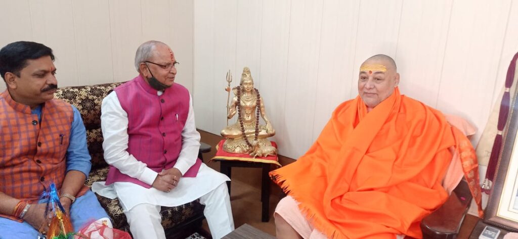 माननीय शहरी विकास मंत्री श्री बंशीधर भगत आज पहुंचे हरिद्वार, कुम्भ मेला के व्यवस्थाओं के सम्बंध में की बैठक