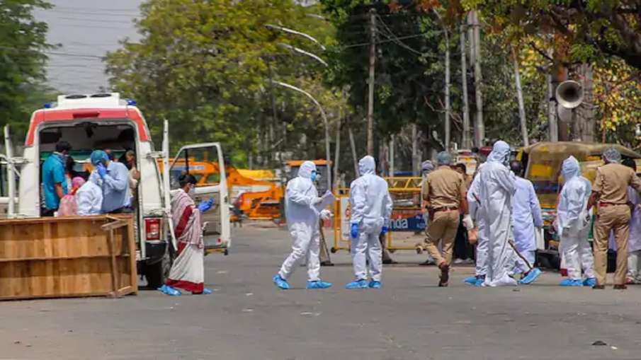 कोरोना संक्रमण को देखते हुए बिहार सरकार हुई सख्त, जारी किए नई गाइडलाइन्स To control the corona infection in Bihar, CM Nitish Kumar took a strong decision to stop the spread of Kovid 19 on Sunday and implemented it.