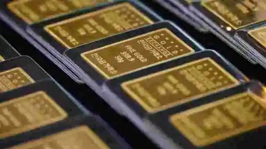 फिर गिरे सोने के भाव, चांदी में भी आई गिरावट