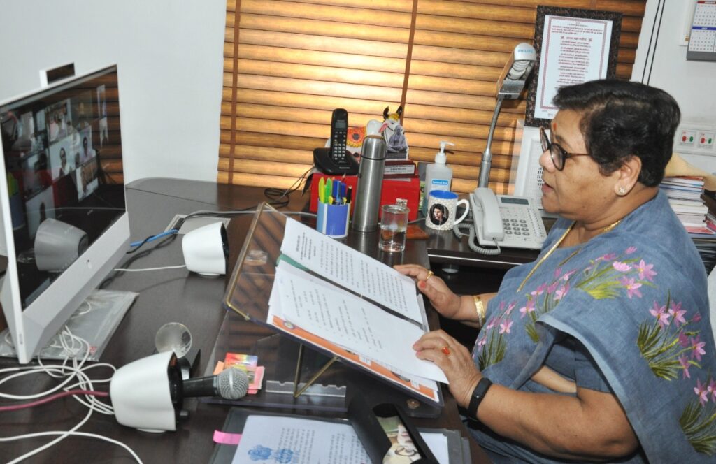 राज्यपाल ने भक्तमाता कर्मा जयंती पर प्रदेशवासियों को दी हार्दिक शुभकामनाएं Governor Ms. Anusuiya Uike has extended heartfelt greetings and best wishes to the people of the state on her devotee Karma