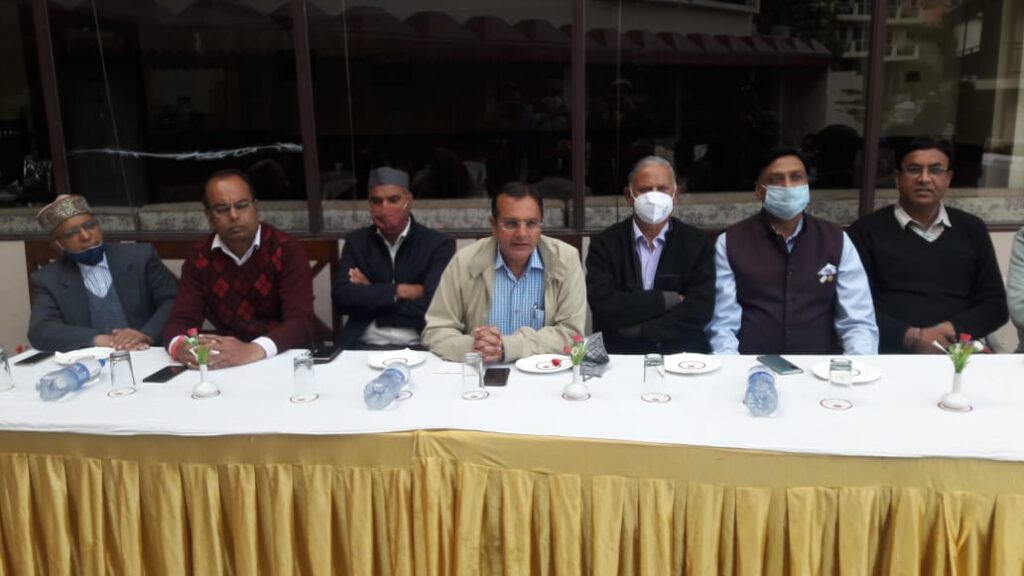 पर्यटन व्यवसाय से जुडी संस्थाओं ने एक स्वर में सरकार से पर्यटन उद्योग को बचाने के लिए की मांग