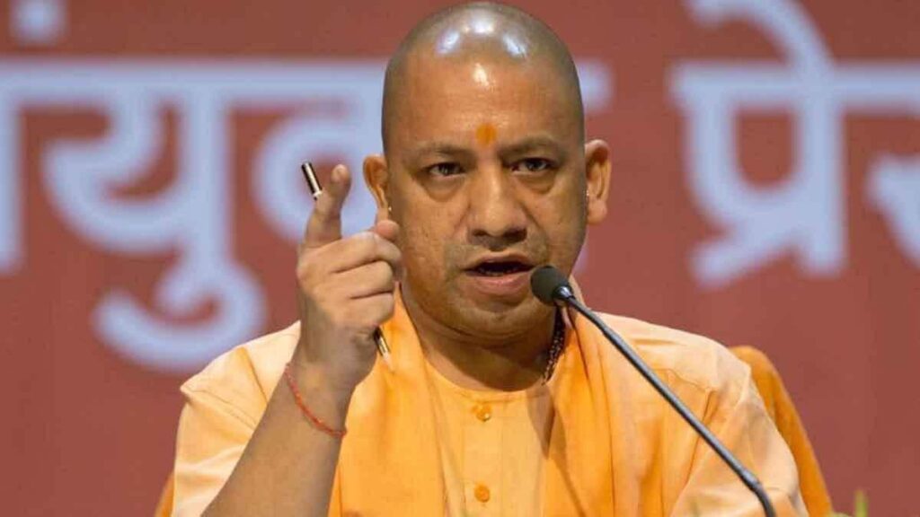 सीएम योगी ने दिए सख्त निर्देश, सभी जनपदों में कोविड बेड तथा ऑक्सीजन की ना हो कमी