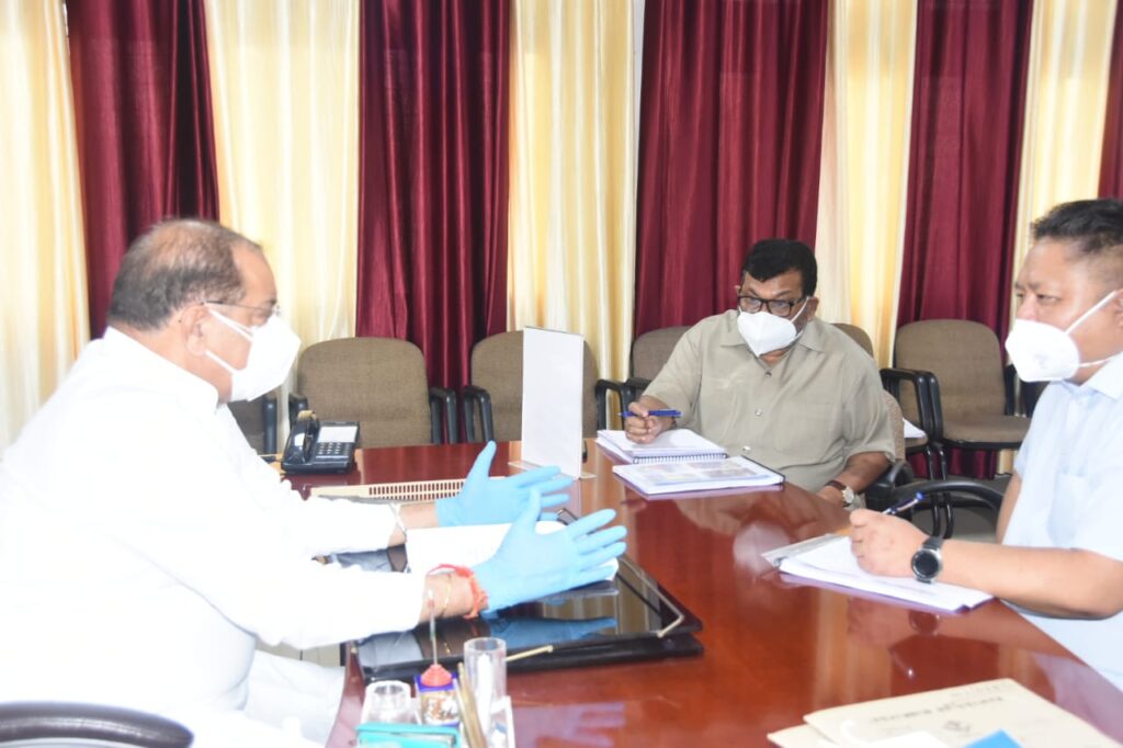 Taking the meeting of Social Welfare Department in the Assembly Office Room, Social Welfare Minister Yashpal Arya gave instructions