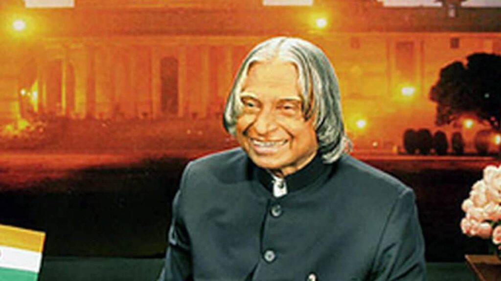 ऐसे थे अपने राष्ट्रपति डॉ एपीजे अब्दुल कलाम DD Podhigai telecasts an interview with Shri P M Nair (retired IAS officer who was Secretary to Dr. Abdul Kalam Sir's President).