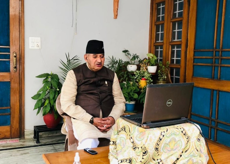 सात दिन हो गये हैं, नींद नहीं हो रही पूरी- गणेश जोशी Cabinet Minister Ganesh Joshi held a virtual meeting with the board presidents, office bearers and councilors of the Bharatiya Janata Party