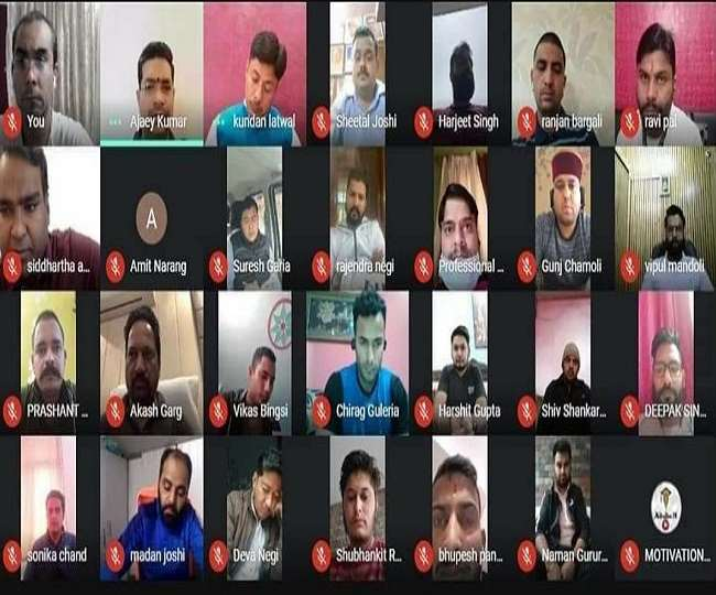 ज्ञान देने की जगह हमें पीड़ित व्यक्ति की सेवा करनी है: अजय A virtual meeting was organized through video conferencing of the Bharatiya Janata Yuva Morcha state office bearers and district heads of all the districts and all the office bearers.