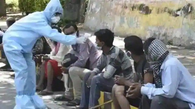जिला मॉनीटरिंग समिति उत्तरकाशी ने कोविड अस्पताल व कोविड केयर सेन्टर का किया स्थलीय निरीक्षण According to the instructions of Hon'ble High Court Nainital, on Thursday, the District Monitoring Committee Uttarkashi inspected
