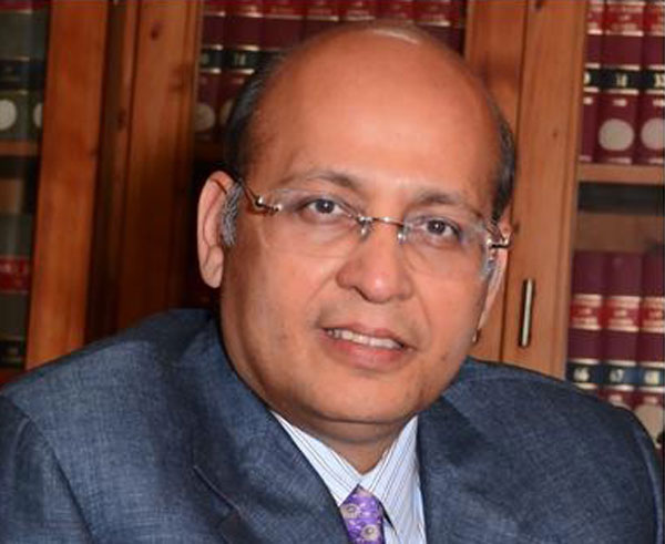 ममता सरकार के मंत्रियों और विधायक की गिरफ्तारी पर सुप्रीम कोर्ट के वरिष्ठ वकील डा. अभिषेक मनु सिंघवी ने उठाया सवाल… The situation in Kolkata has become tense after the arrest of two senior ministers and MLAs of West Bengal in the Narada sting case,